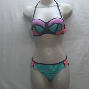 OP 2 peace bikini